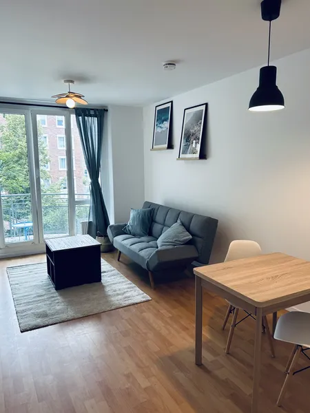 Sanierte Möblierte 2 Zimmer Wohnung nahe Prenzlauer Berg im Weissensee — photo 1